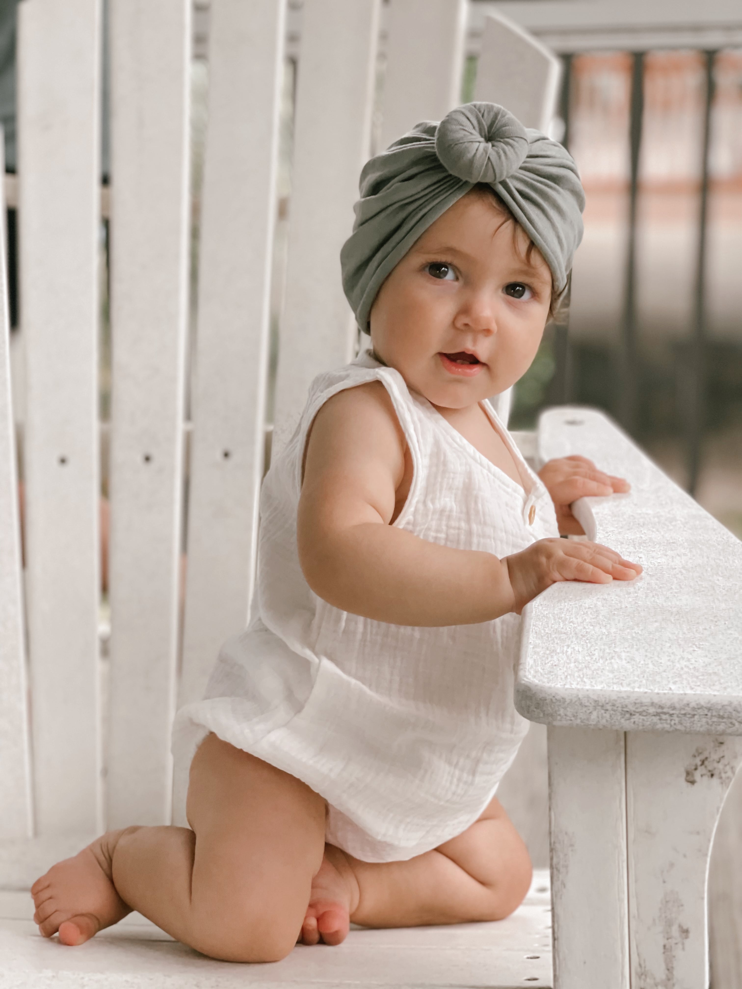 The perfect comy ava knot top hat for toddlers 