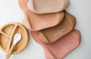 The Saturday baby  Silicone baby bibs